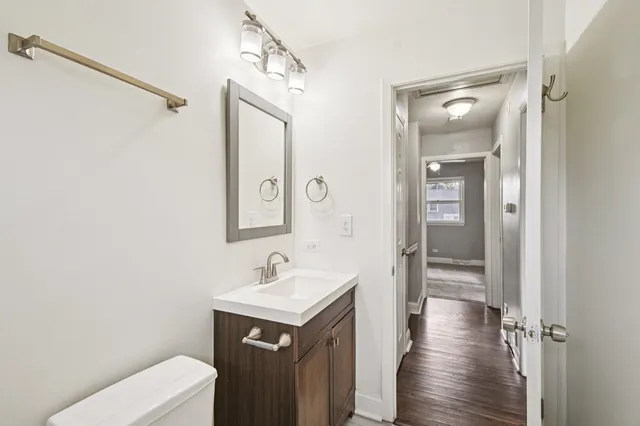 $364,900 | 207 North Idlewild Avenue, Mundelein, IL 60060