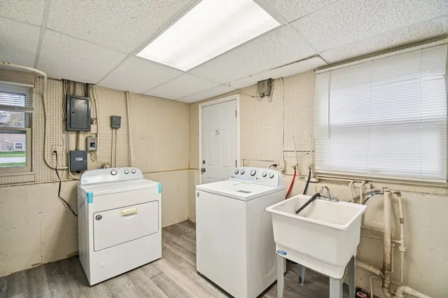 $364,900 | 207 North Idlewild Avenue, Mundelein, IL 60060