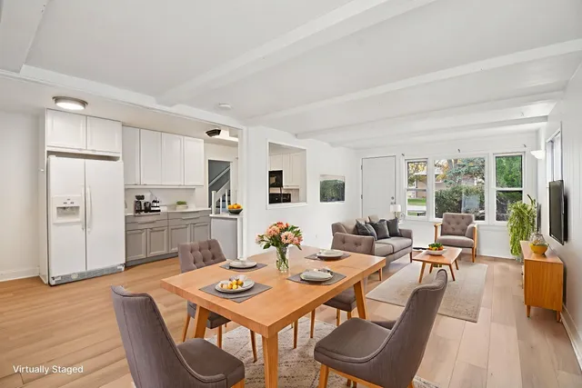 $364,900 | 207 North Idlewild Avenue, Mundelein, IL 60060