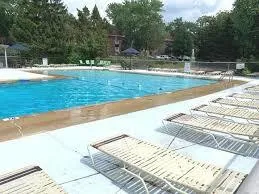 $165,000 | 1198 Royal Glen Drive, Unit 312B, Glen Ellyn, IL 60137