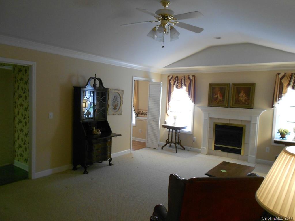 1012 Overhill Road Salisbury, NC 28144 - Photo 2 of 23 Gallery Image 2