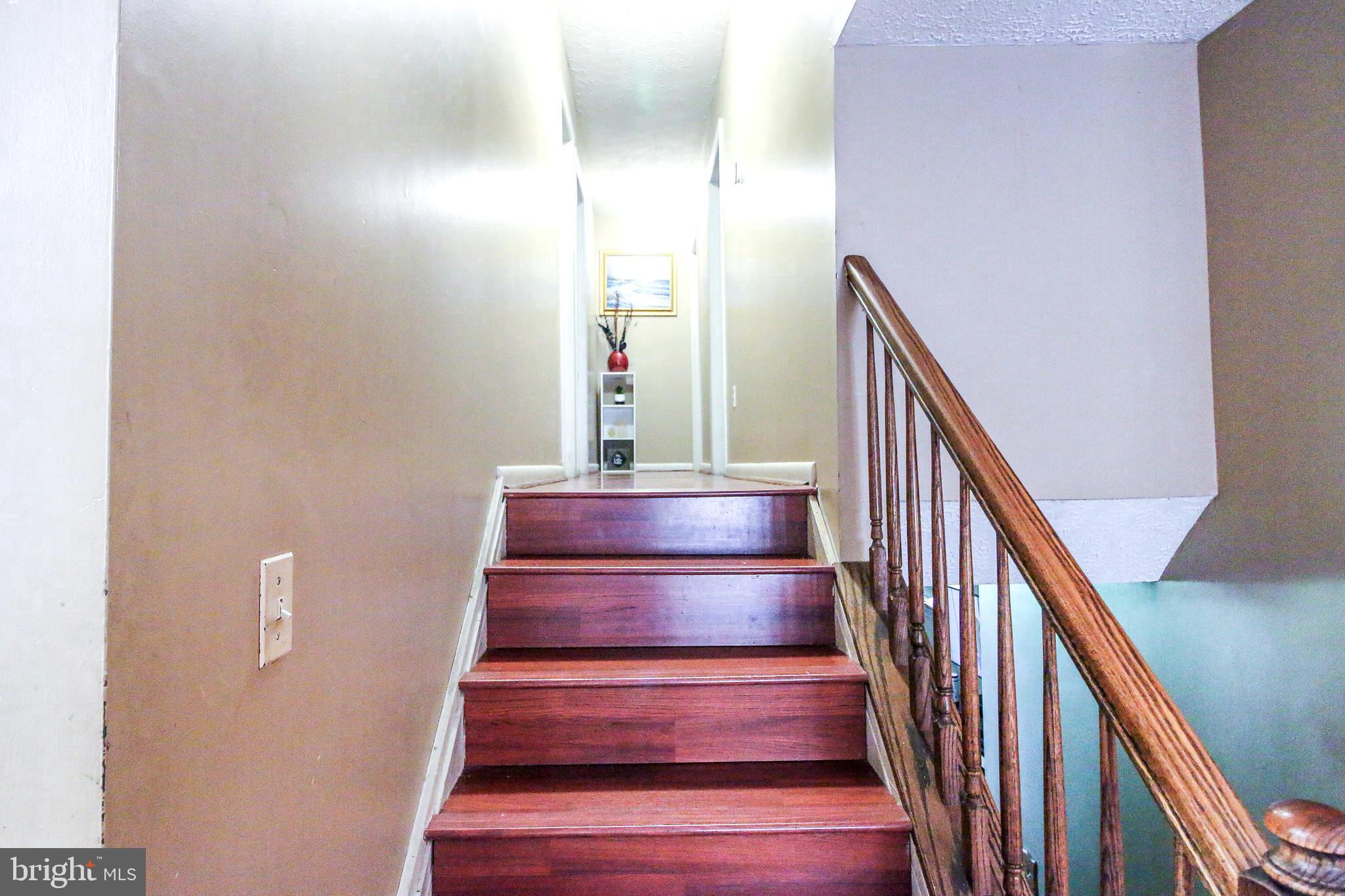 8121 Elizabeth Road Pasadena, MD 21122 - Photo 9 of 28 stairs