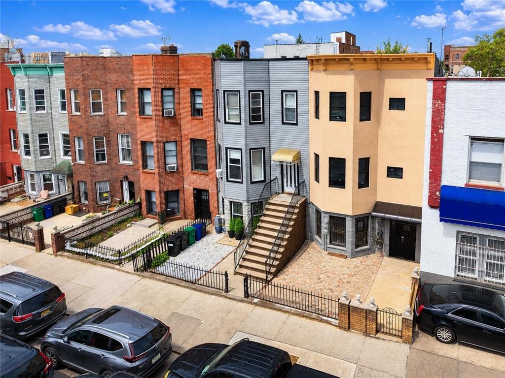 320 Bay Ridge Parkway Brooklyn, NY 11209 - Photo 2 of 29