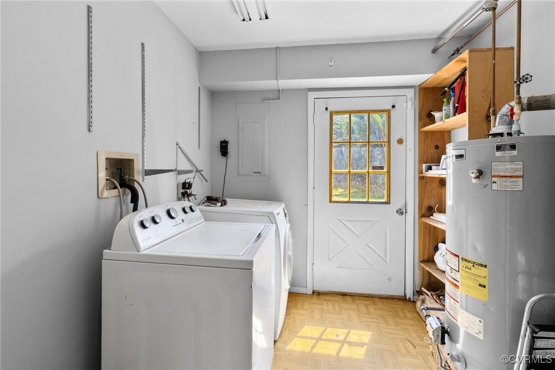 9219 Fisk Road Henrico, VA 23229 - Photo 9 of 18 Clothes washing area featuring washer and dryer, g