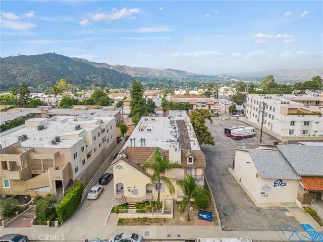 a picture of city view