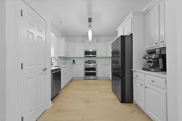 $709,000 | 132 Fresh Meadow Lane, Mount Pleasant, SC 29466