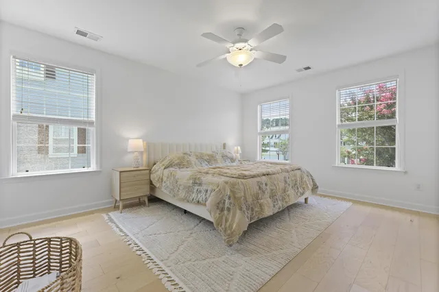 $709,000 | 132 Fresh Meadow Lane, Mount Pleasant, SC 29466