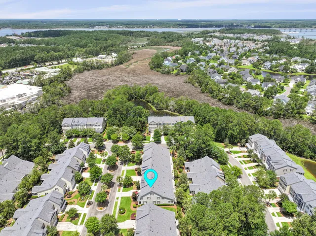 $709,000 | 132 Fresh Meadow Lane, Mount Pleasant, SC 29466