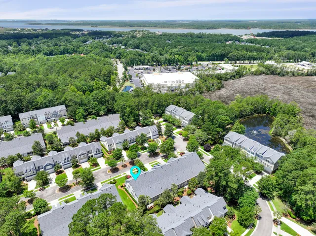 $709,000 | 132 Fresh Meadow Lane, Mount Pleasant, SC 29466