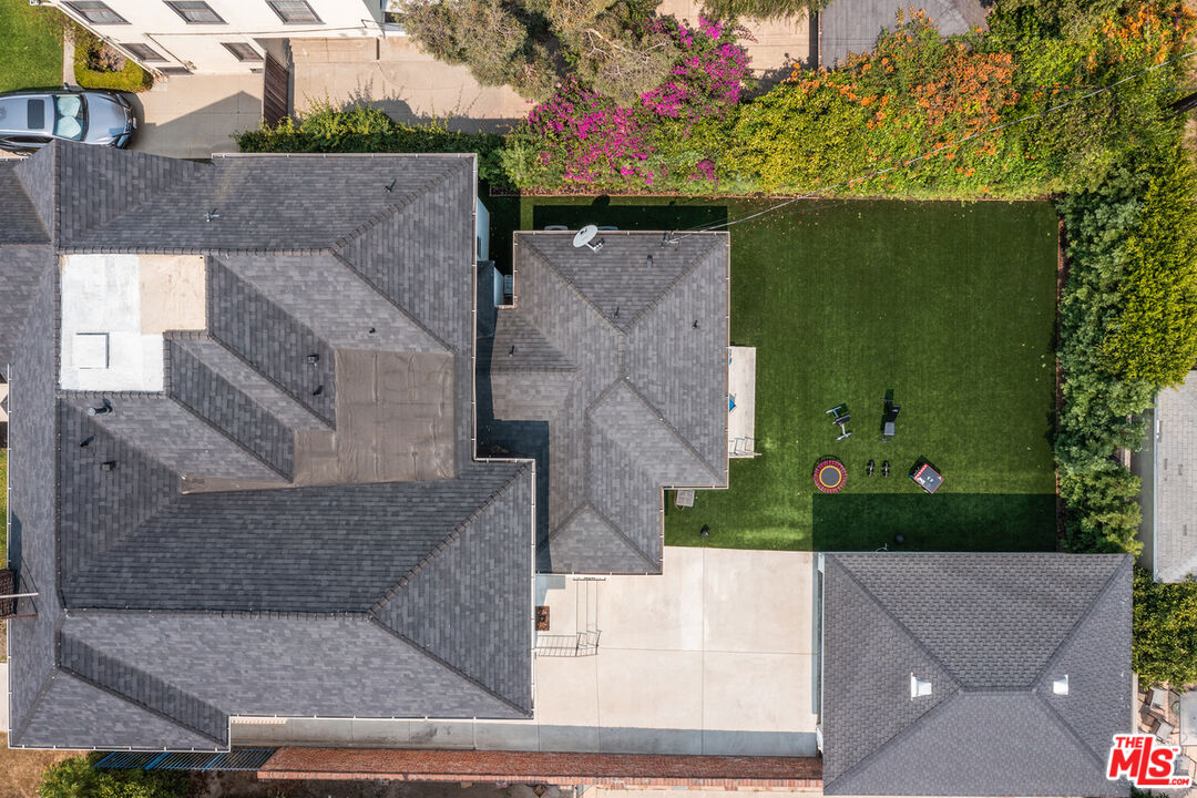 1632 Virginia Road Los Angeles, CA 90019 - Photo 24 of 26 an aerial view of a house with a garden