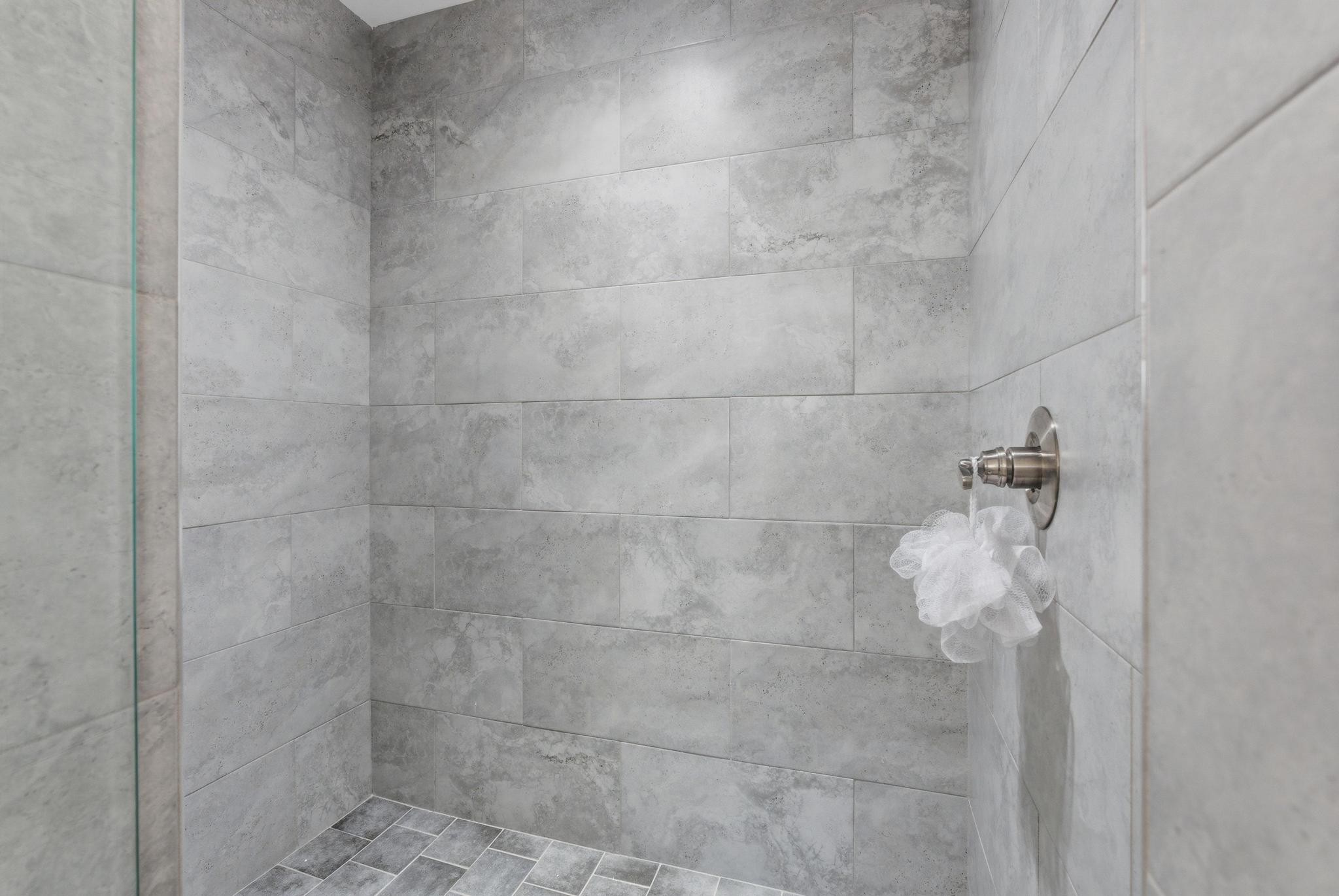 514 Cottage Way Cookeville, TN 38506 - Photo 16 of 21 a bathroom with a shower