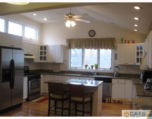 30 Gage Road East Brunswick, NJ 08816 - Photo 2 of 10 Gallery Image 2