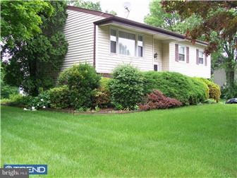41 Valley View Road Chalfont, PA 18914 - Photo 1 of 3 Exterior Front