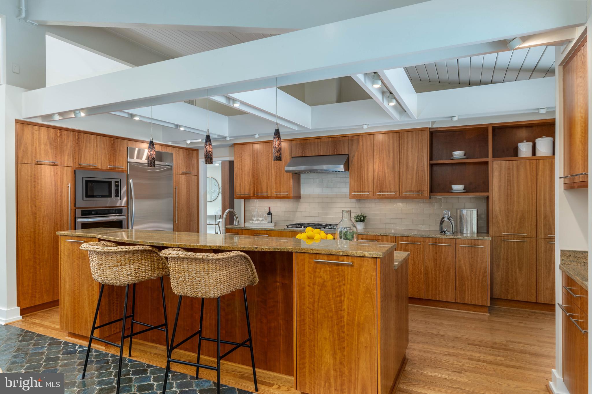 7105 Nevis Road Bethesda, MD 20817 - Photo 13 of 68 Gallery Image 13
