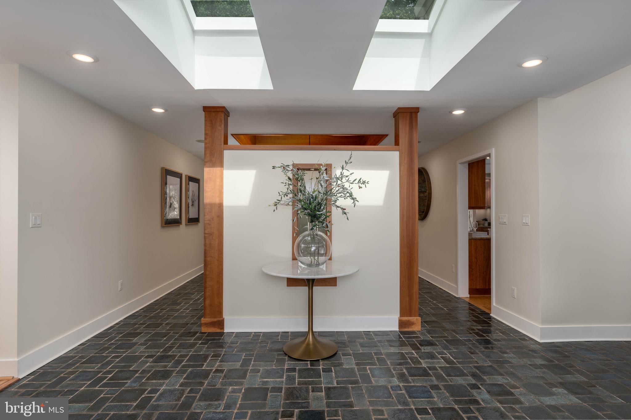 7105 Nevis Road Bethesda, MD 20817 - Photo 6 of 68 Gallery Image 6