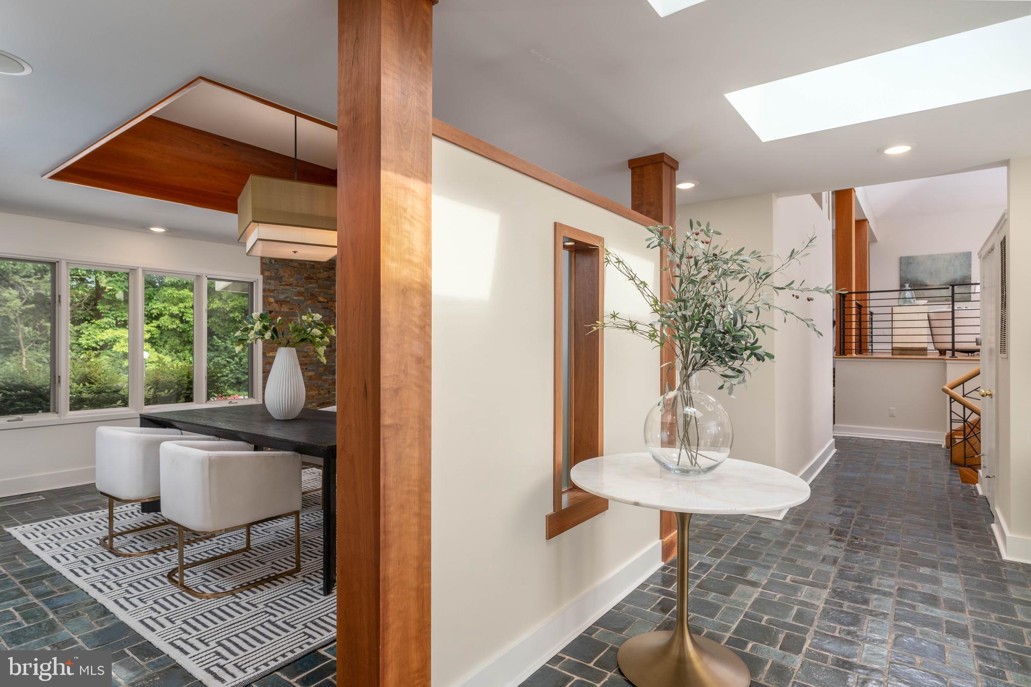 7105 Nevis Road Bethesda, MD 20817 - Photo 7 of 68 Gallery Image 7