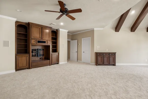 $1,100,000 | 34 Kerloch Point, Spring, TX 77379