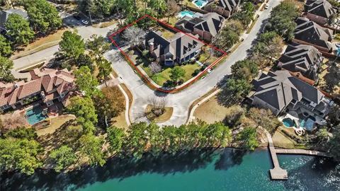 $1,100,000 | 34 Kerloch Point, Spring, TX 77379