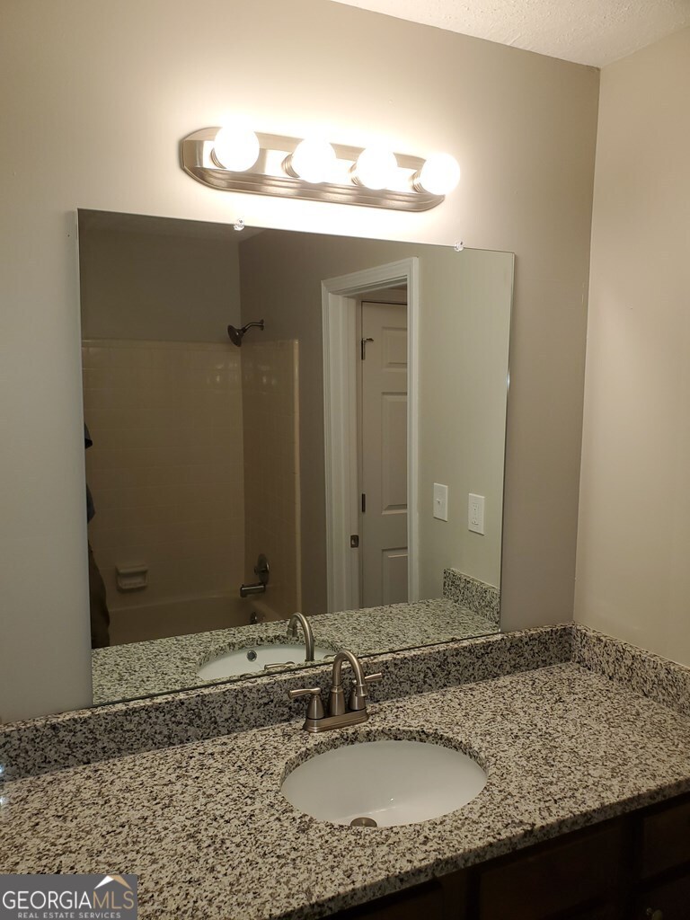 307 North Church Street, Unit C2 Dublin, GA 31021 - Photo 2 of 6