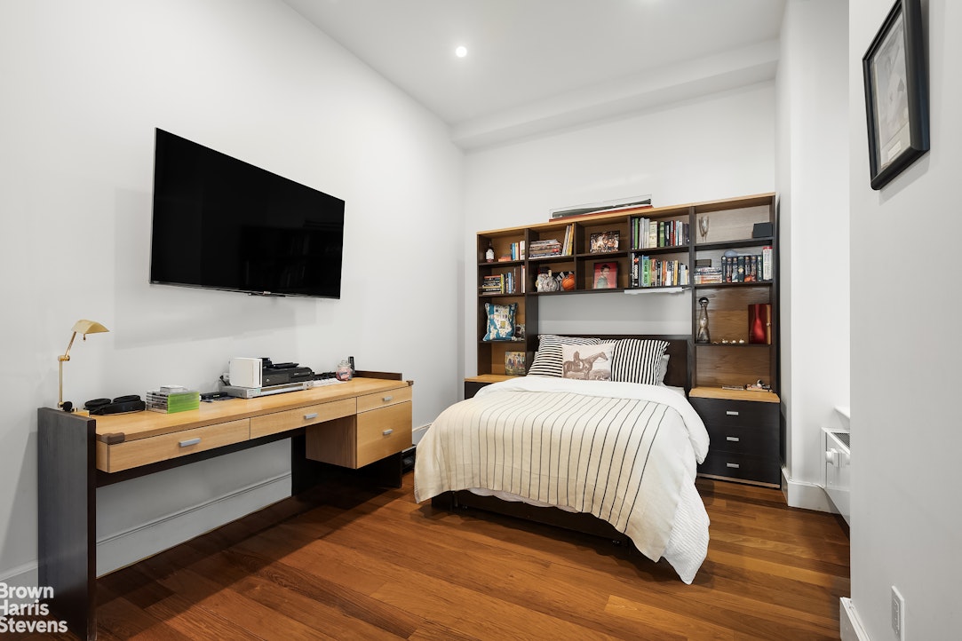 15 East 26th Street, Unit 13F Manhattan, NY 10010 - Photo 10 of 18