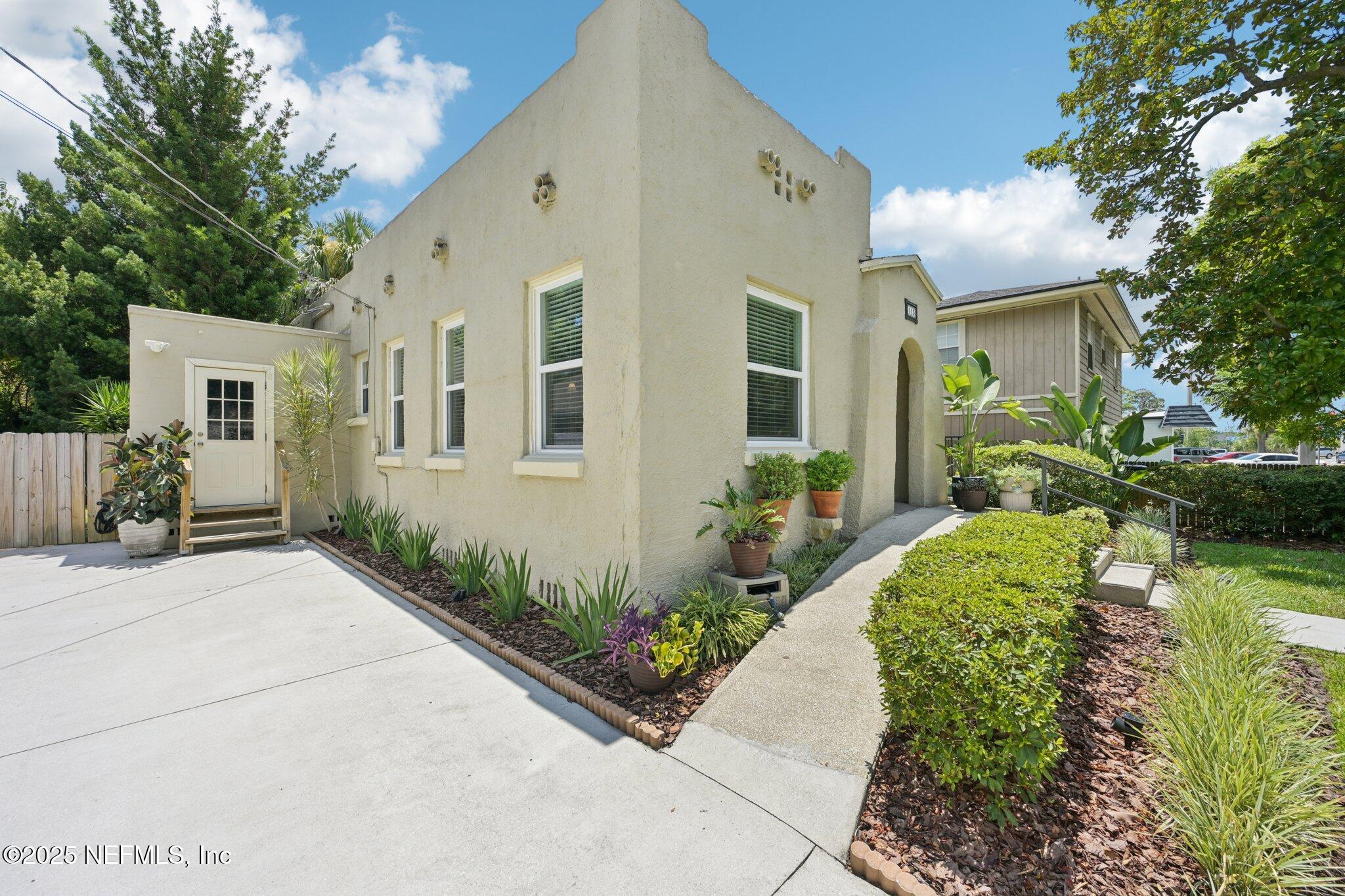 113 Seminole Road Atlantic Beach, FL 32233 - Photo 49 of 52 5-web-or-mls-Seminole Rd-S3107-005