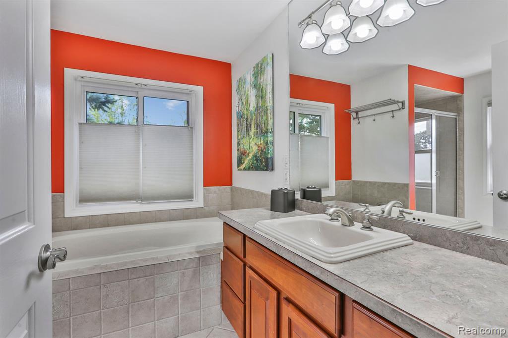 3462 Cascade Circle Rochester Hills, MI 48307 - Photo 19 of 33