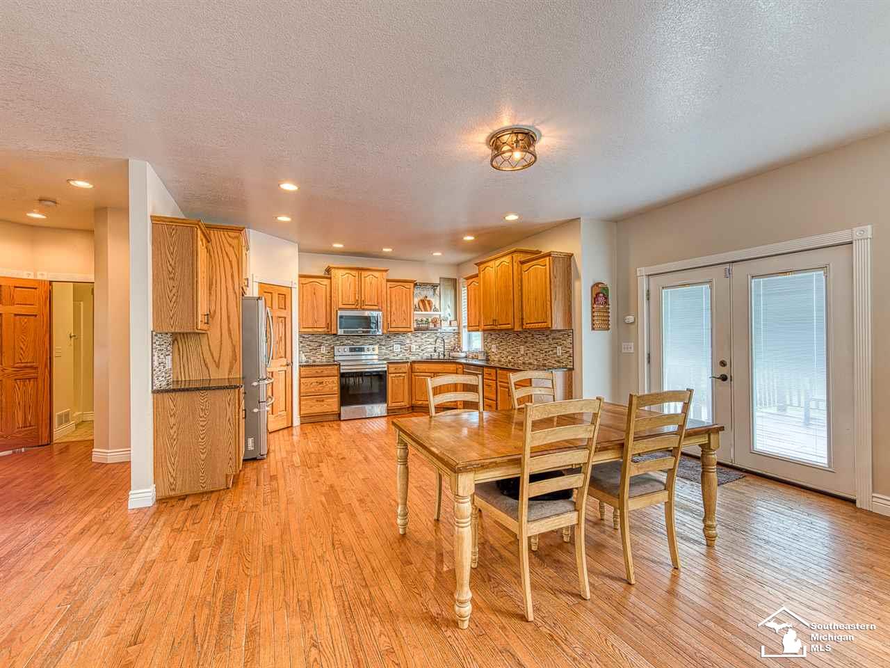 15053 Morocco Road Petersburg, MI 49270 - Photo 8 of 33 50016716-7.JPG