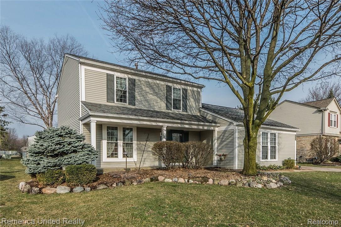24383 Jamestowne Road Novi, MI 48375 - Photo 1 of 37 3_9.jpg