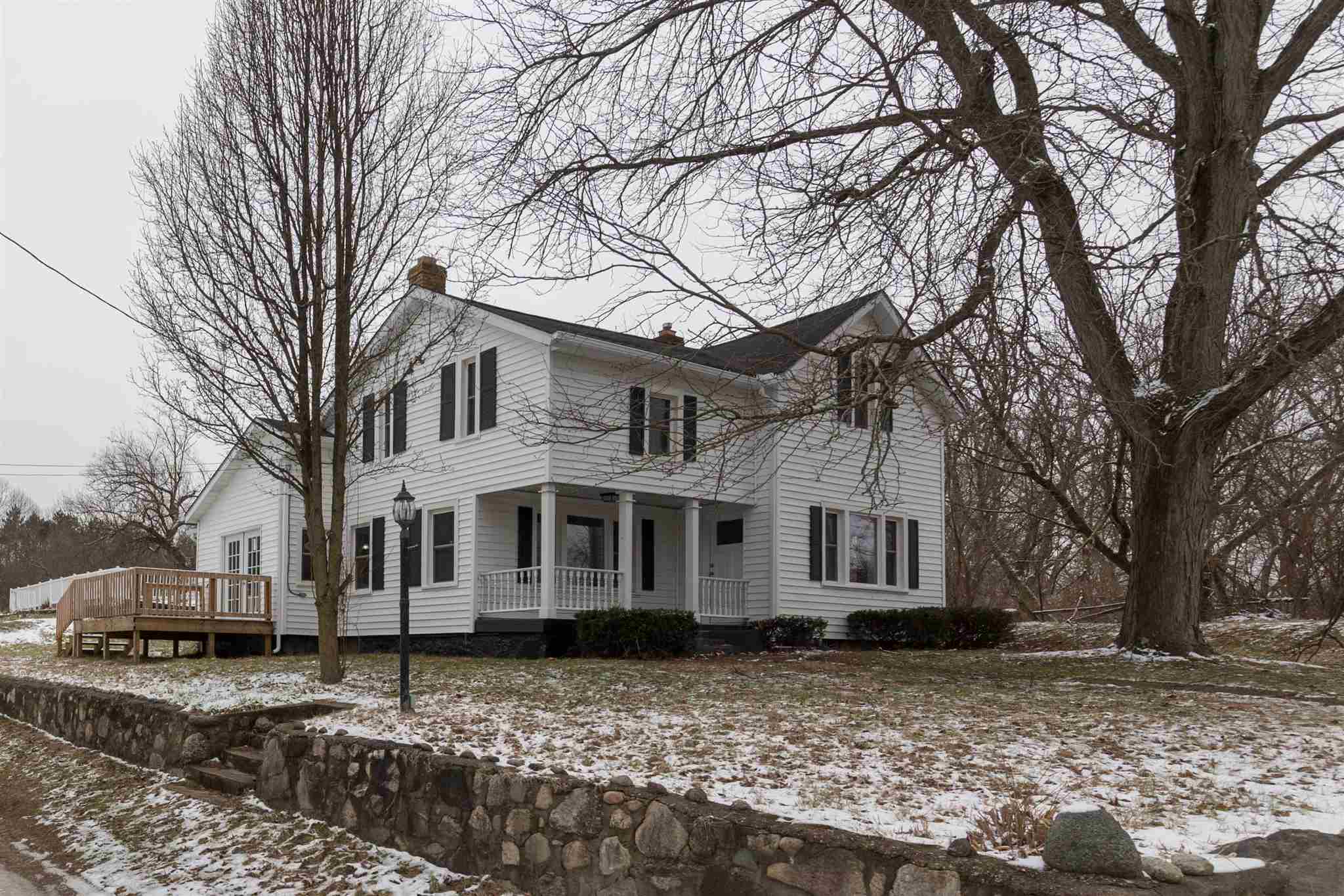 54745 Pine Road South Bend, IN 46628 - Photo 2 of 34 Gallery Image 2