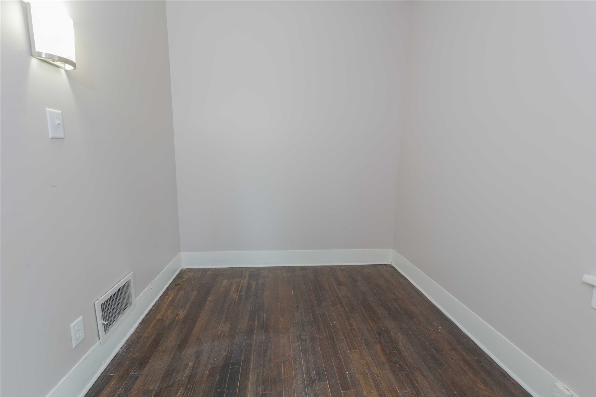 54745 Pine Road South Bend, IN 46628 - Photo 19 of 34 Gallery Image 19