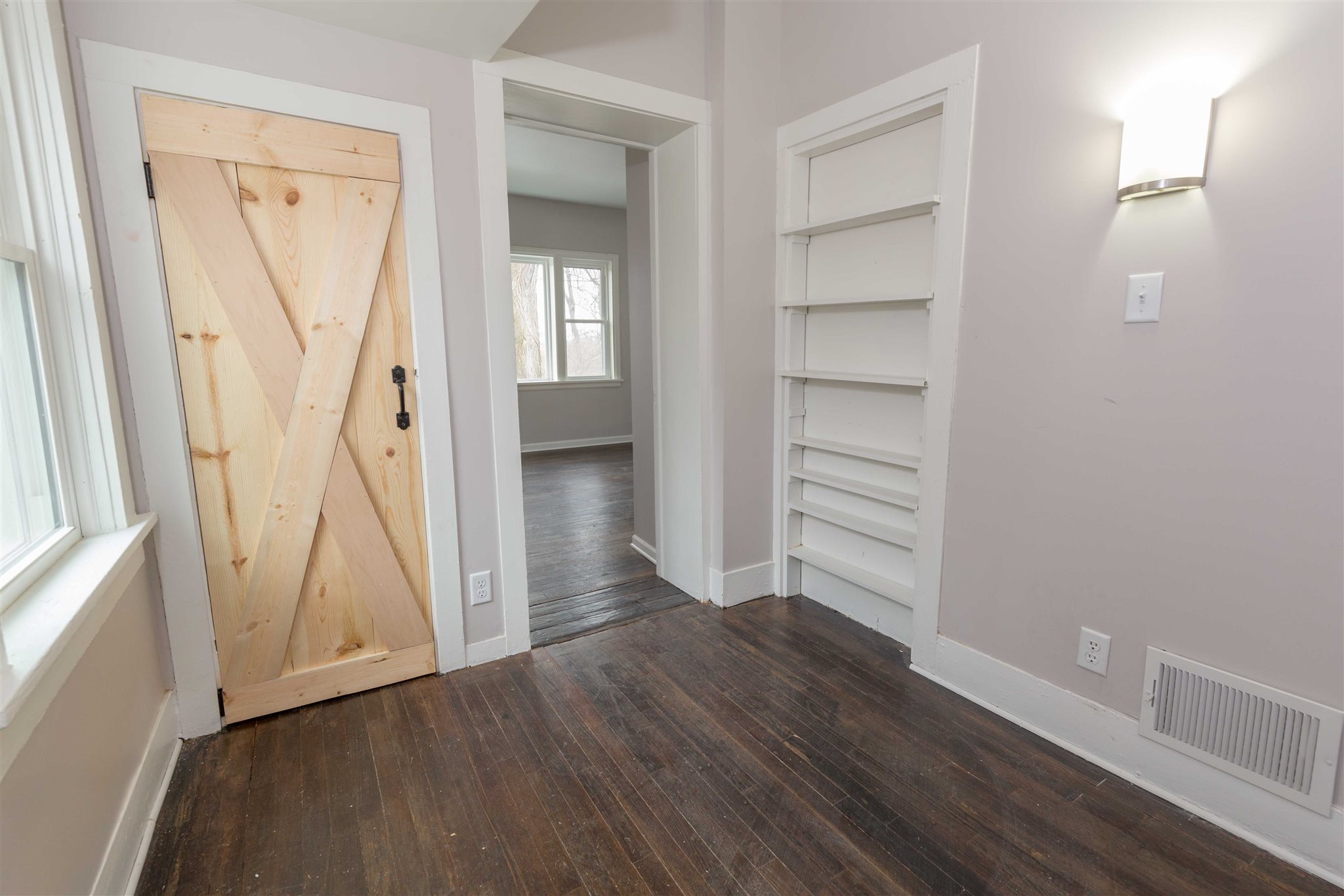 54745 Pine Road South Bend, IN 46628 - Photo 20 of 34 Gallery Image 20