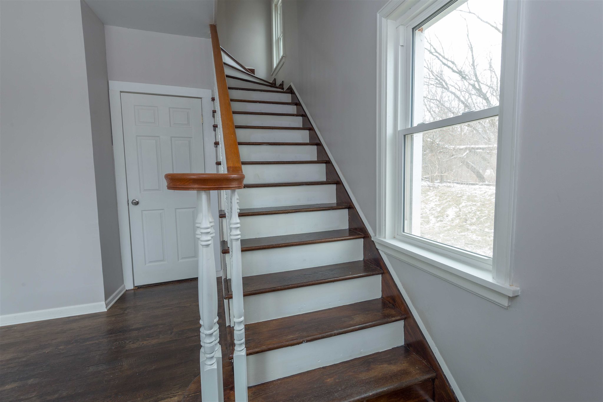 54745 Pine Road South Bend, IN 46628 - Photo 22 of 34 Gallery Image 22