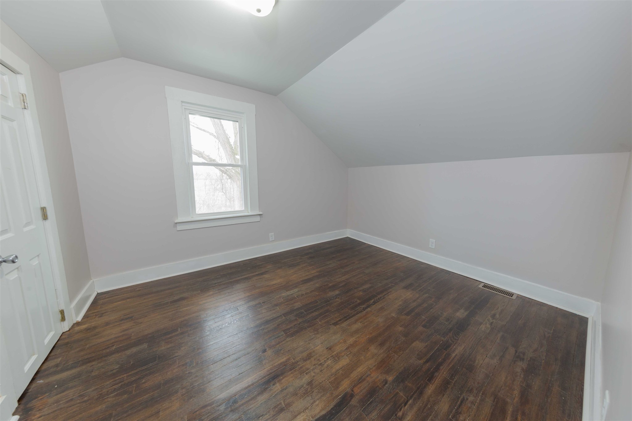 54745 Pine Road South Bend, IN 46628 - Photo 25 of 34 Gallery Image 25