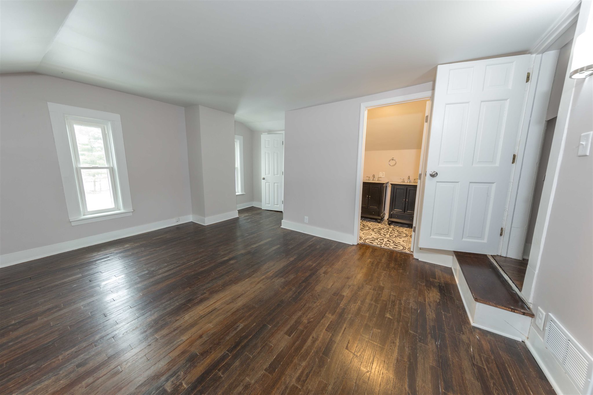54745 Pine Road South Bend, IN 46628 - Photo 28 of 34 Gallery Image 28