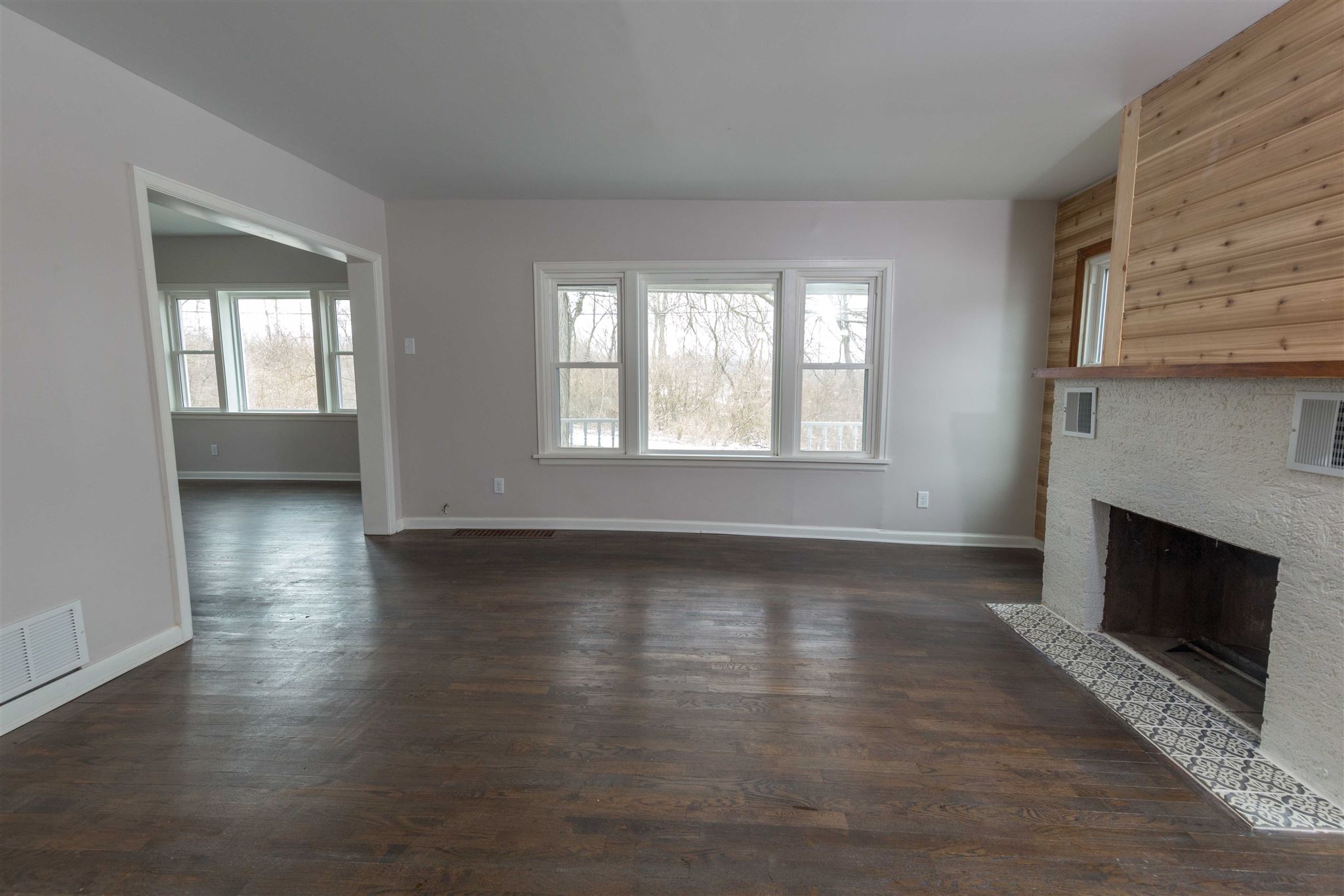54745 Pine Road South Bend, IN 46628 - Photo 7 of 34 Gallery Image 7