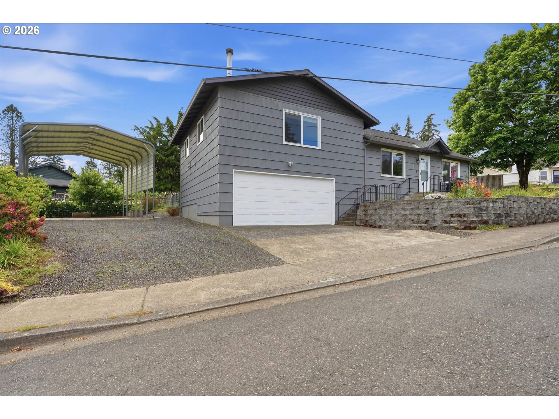 303 Trail Street Gaston, OR 97119 - Photo 3 of 39