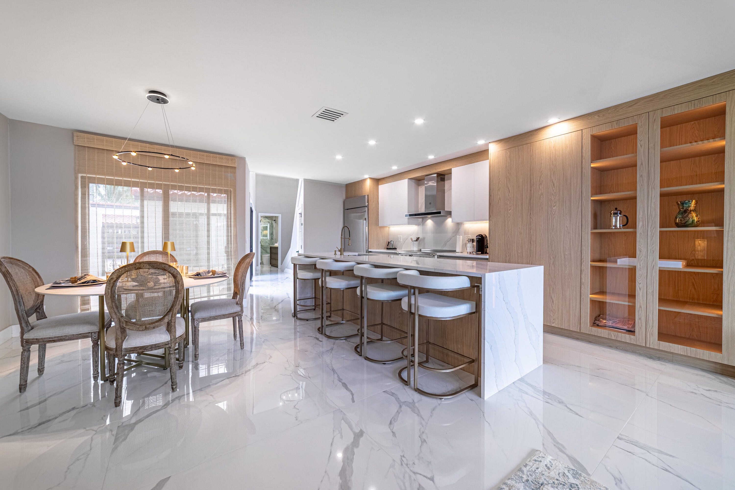 3474 South Ocean Boulevard, Unit 2 Palm Beach, FL 33480 - Photo 16 of 37 Kitchen-Dining Area