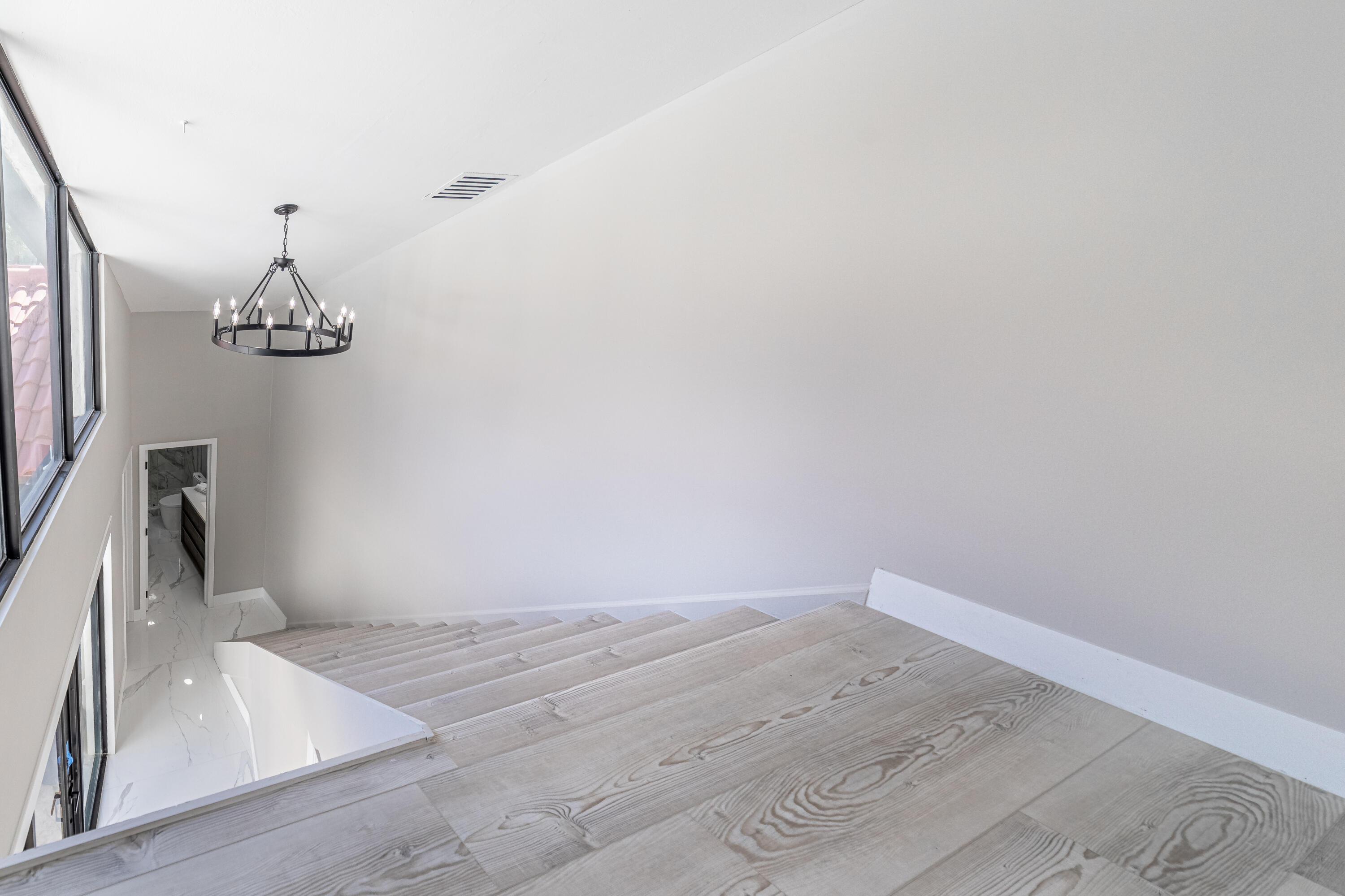 3474 South Ocean Boulevard, Unit 2 Palm Beach, FL 33480 - Photo 35 of 37 Staircase