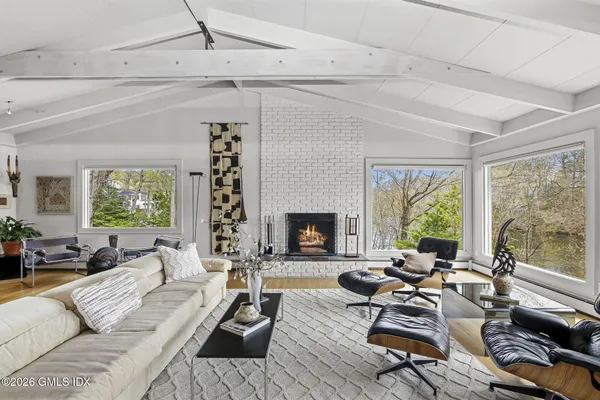 $2,950,000 | 185 Valley Road, Cos Cob, CT 06807
