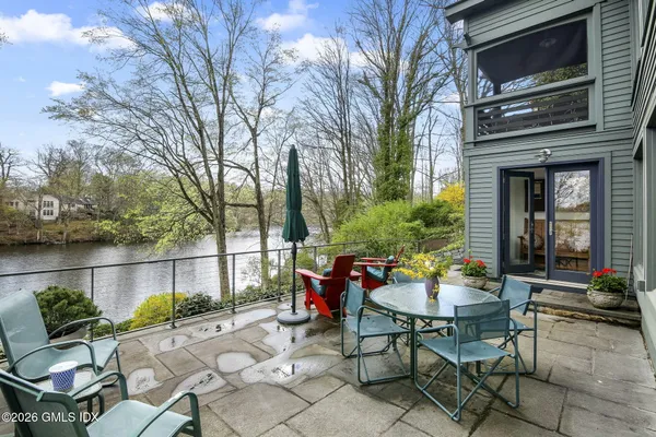 $2,950,000 | 185 Valley Road, Cos Cob, CT 06807
