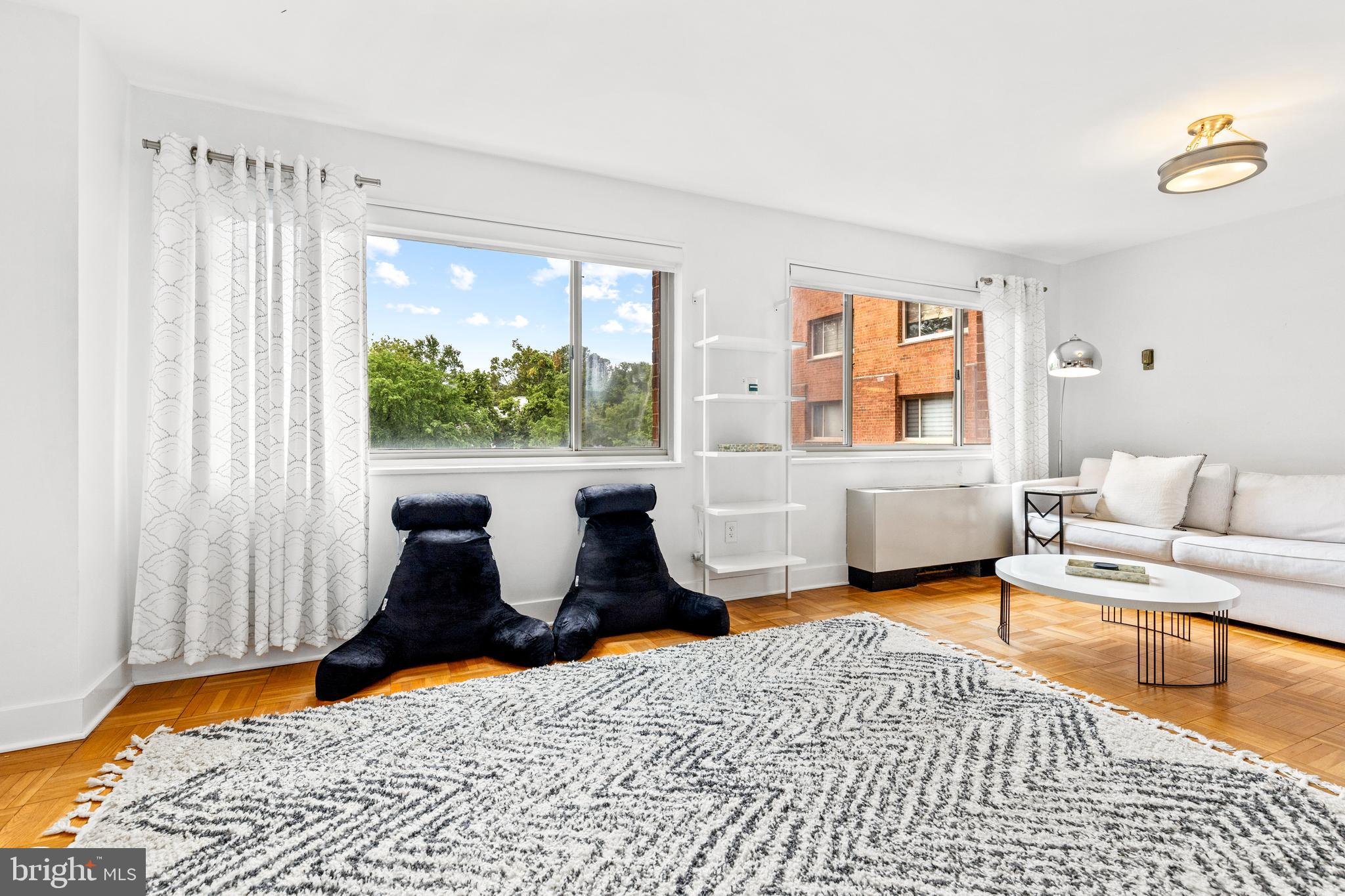 3900 Tunlaw Road Northwest, Unit 302 Washington, DC 20007 - Photo 3 of 31 Gallery Image 3