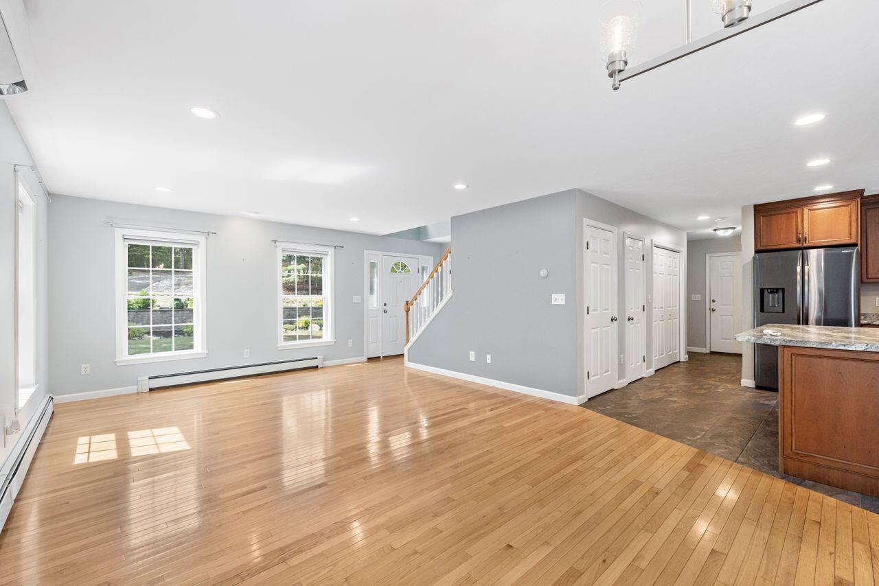 29 Pond Ridge Drive Lewiston, ME 04240 - Photo 14 of 65 3G0A7334