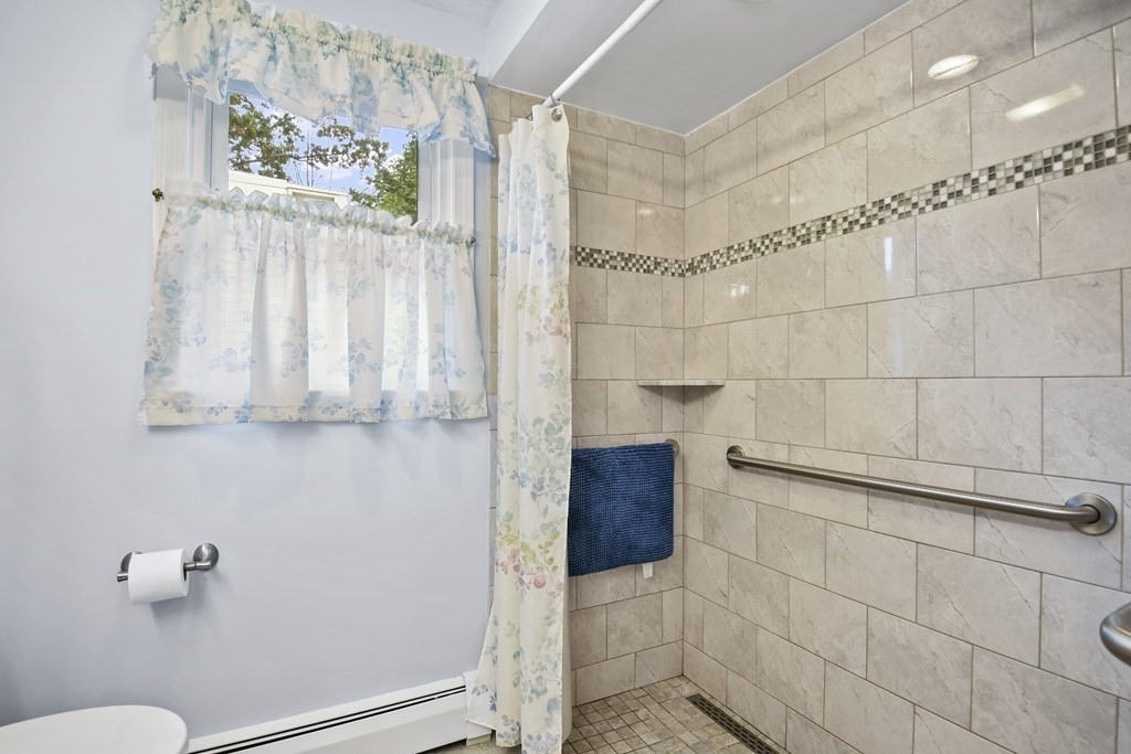 1 Ruthen Circle Shrewsbury, MA 01545 - Photo 14 of 30 Gallery Image 14