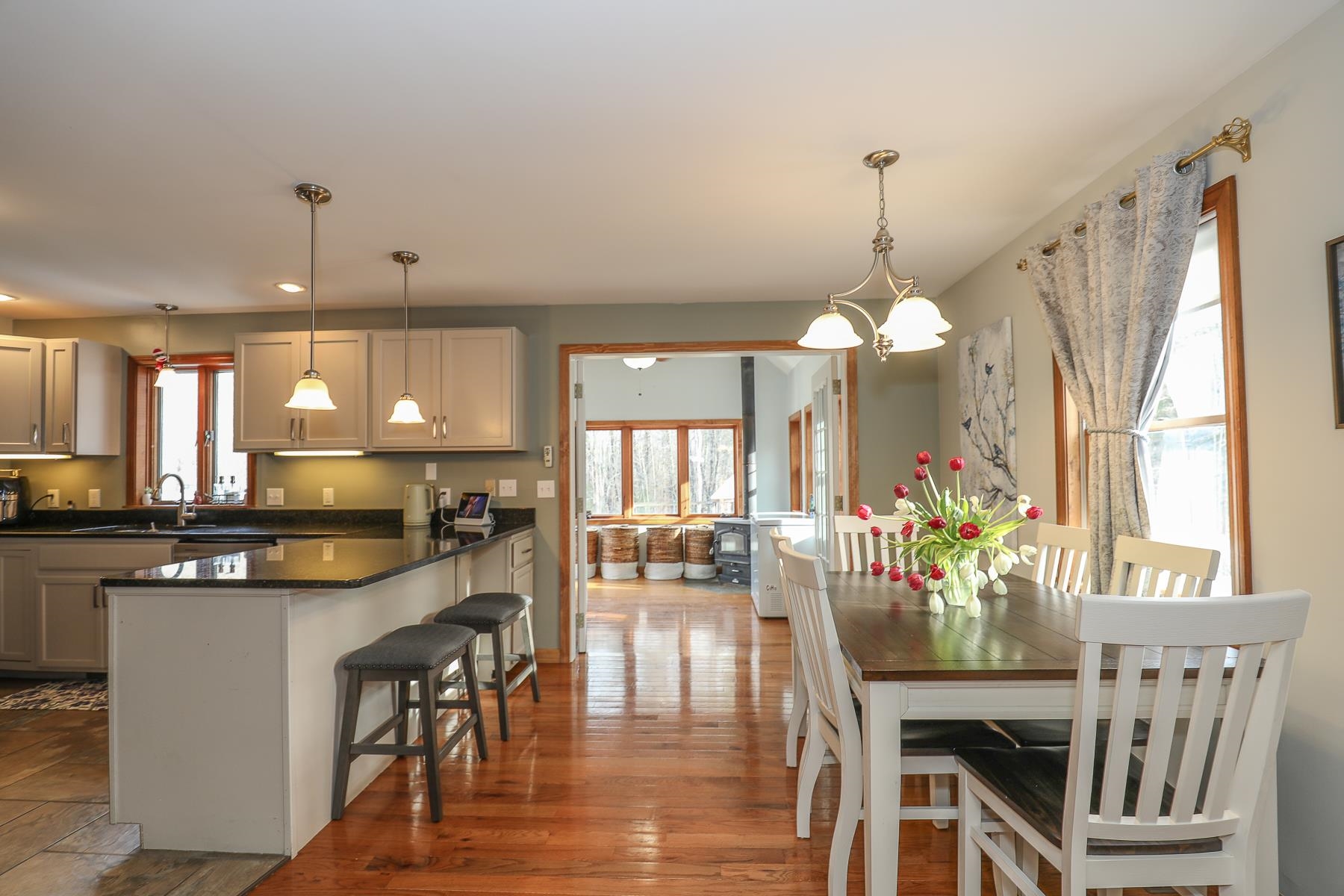 197 Old Street Road Peterborough, NH 03458 - Photo 13 of 39