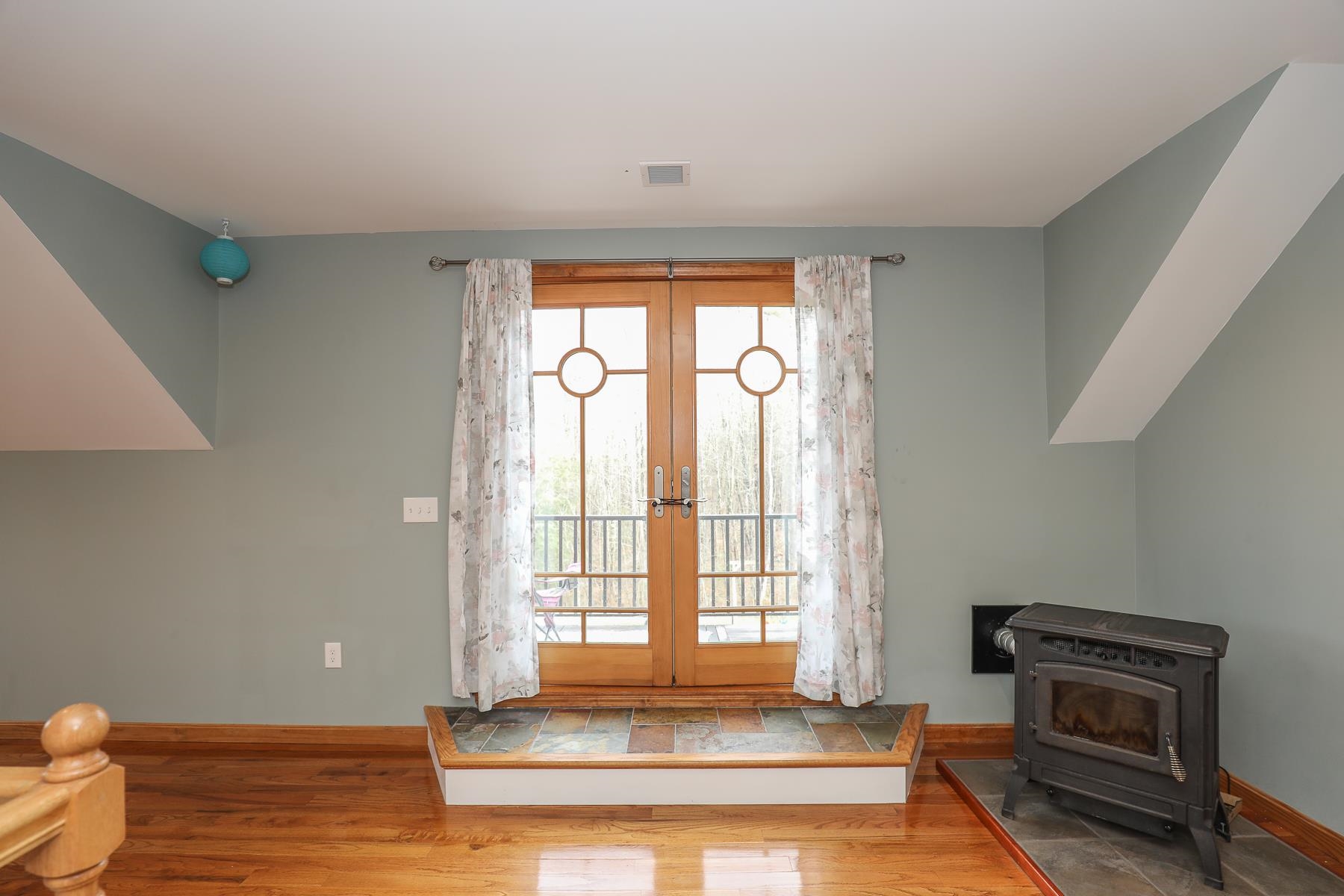 197 Old Street Road Peterborough, NH 03458 - Photo 29 of 39