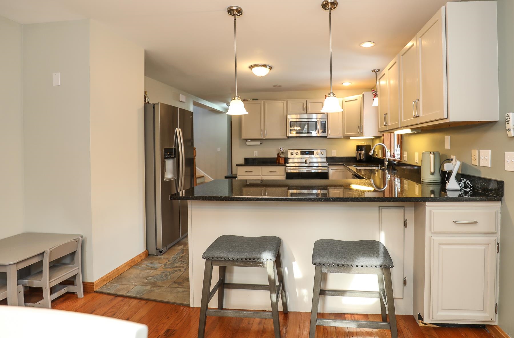 197 Old Street Road Peterborough, NH 03458 - Photo 8 of 39