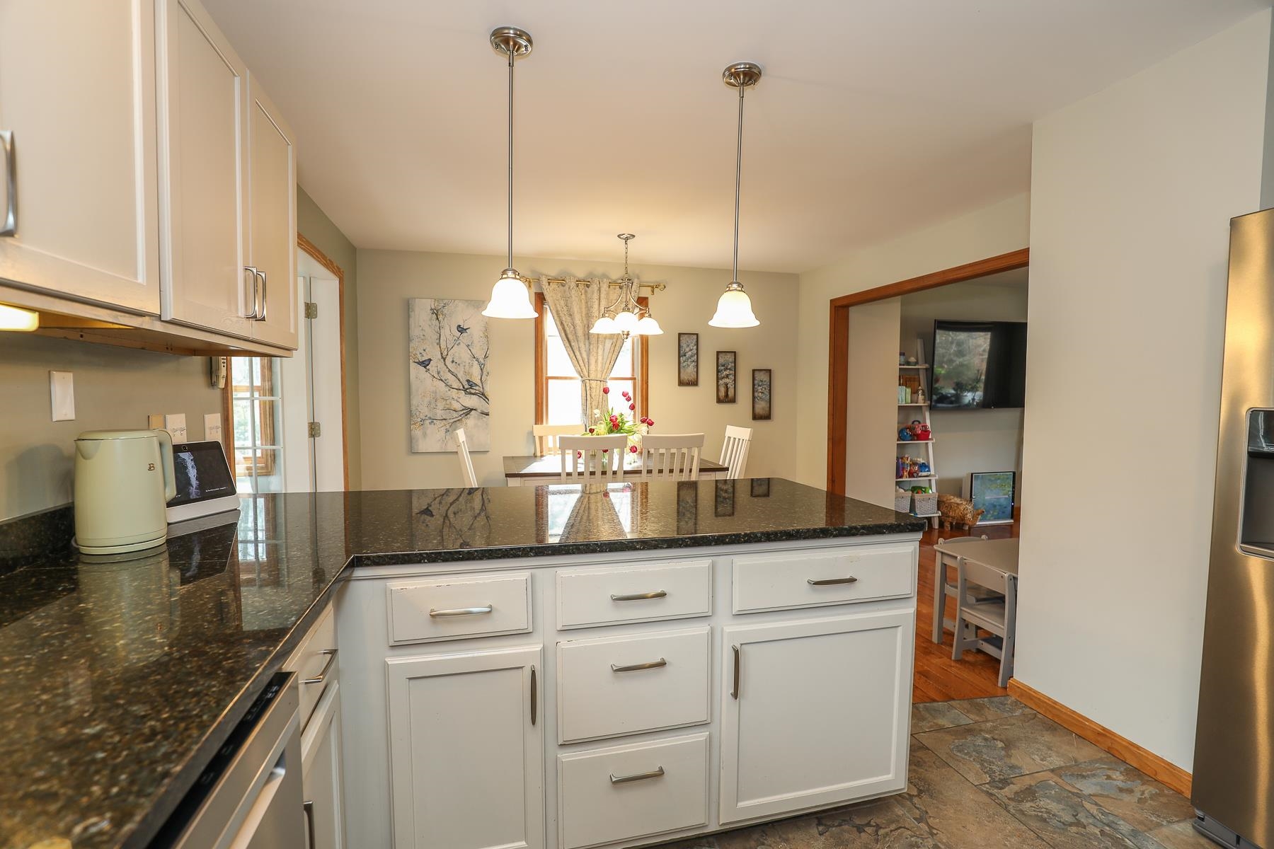 197 Old Street Road Peterborough, NH 03458 - Photo 9 of 39