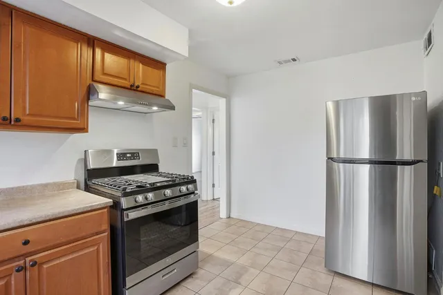 $250,000 | 2622 Del Paso Boulevard, Sacramento, CA 95815