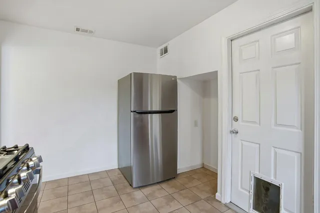 $250,000 | 2622 Del Paso Boulevard, Sacramento, CA 95815