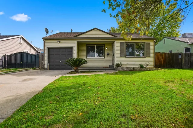 $250,000 | 2622 Del Paso Boulevard, Sacramento, CA 95815